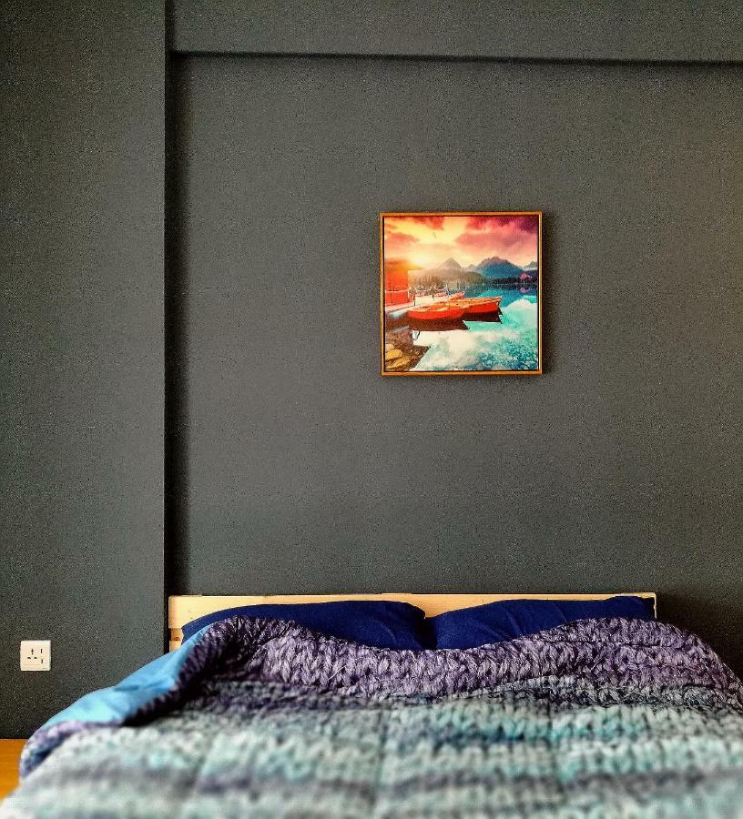 Shawn Gallery